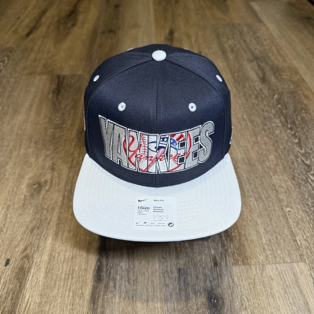 Nike New York‎ Yankees Hat Mens OS Navy Blue White Spellout Pro Snapback MLB Cap